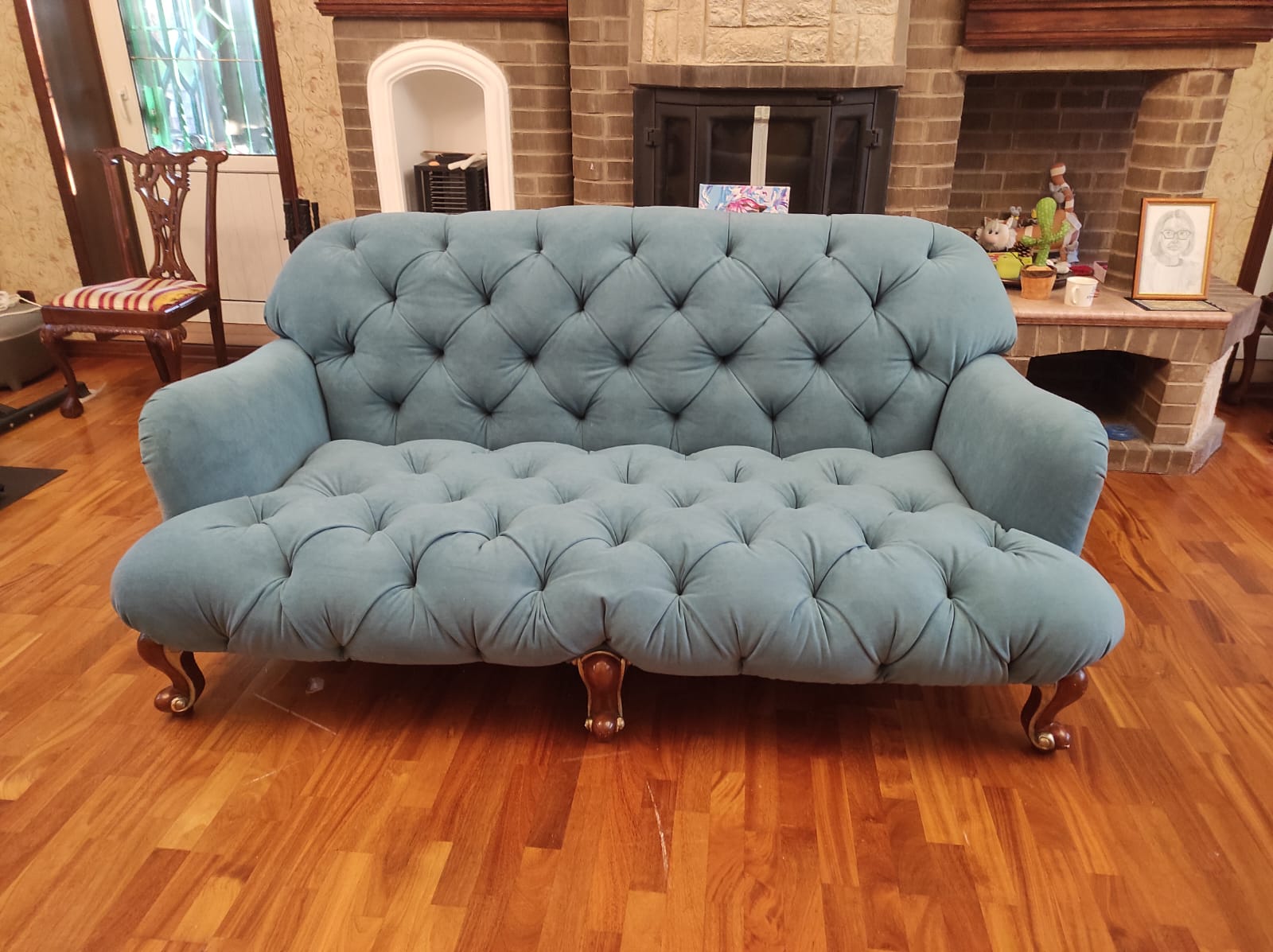 Обивка дивана. Белозерск