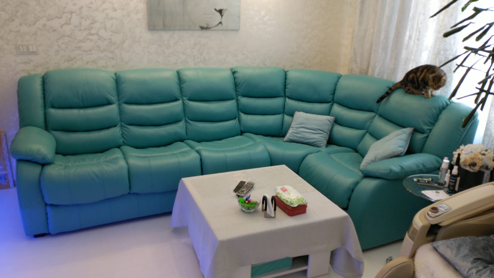 Перетяжка дивана на дому. Белозерск